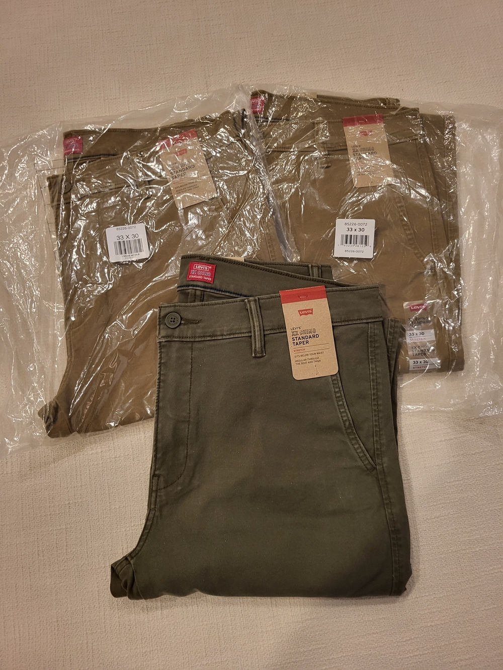 Levi's Standard Taper Chinos Bundle - Olive Green (1 Pair) Khaki (2 Pairs) 33x30